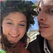 Laureata in studi storico artistici